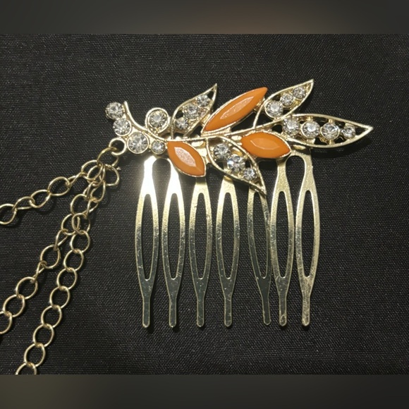 🌟3/$5🌟Trendy Jewels Hair Accessory - Picture 2 of 6